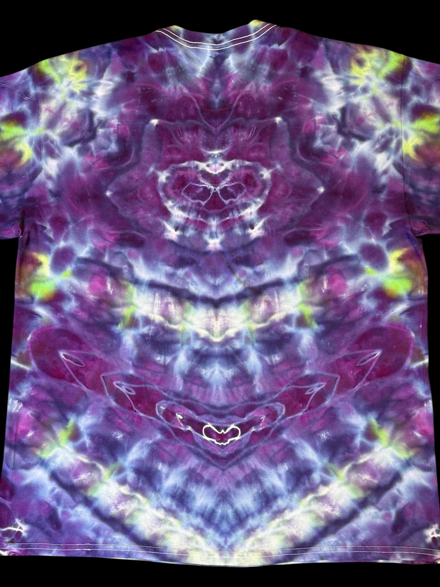 XL - ice dyed rolled six pointer mandala tee