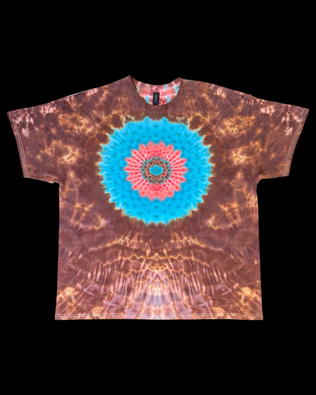XXL - chocolate super mandala with kenney style pleated spine tee