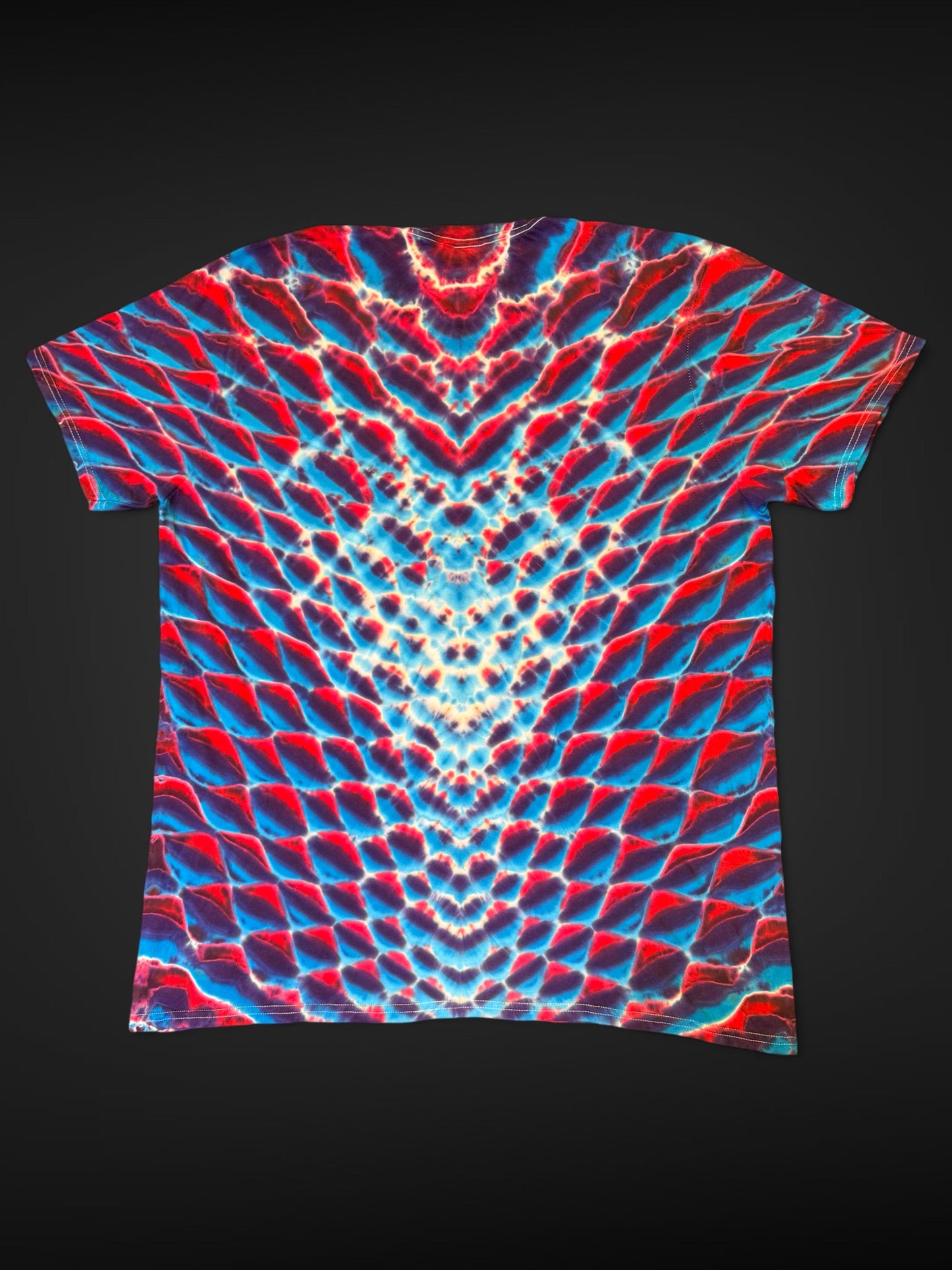 XL - 3d series cosmic rolled tee