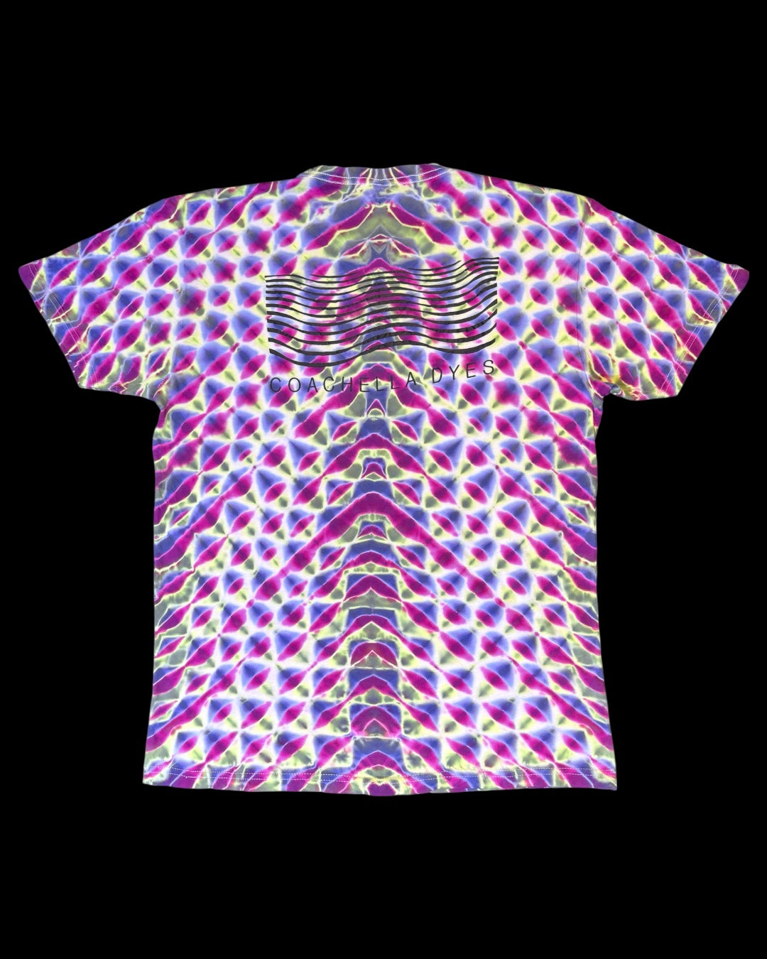 L - UV reactive chevron logo tee