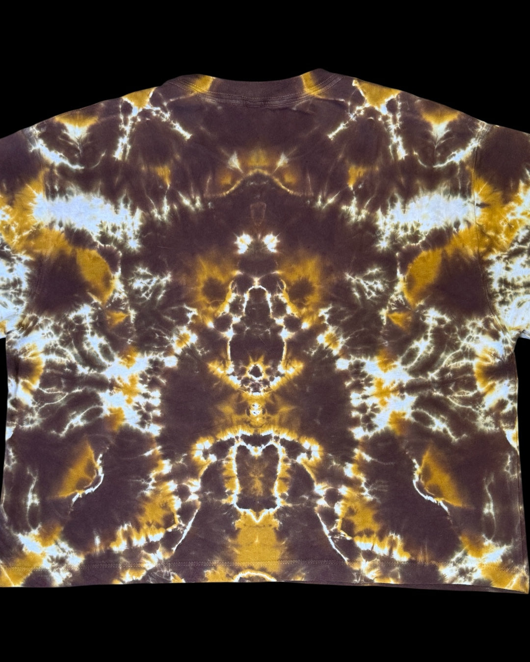 L - ladies’ fit front to back mandala boxy cropped tee