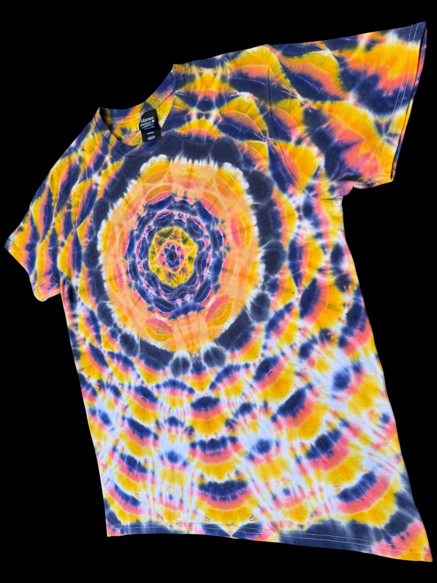 M - liquid hexdala lightweight tee
