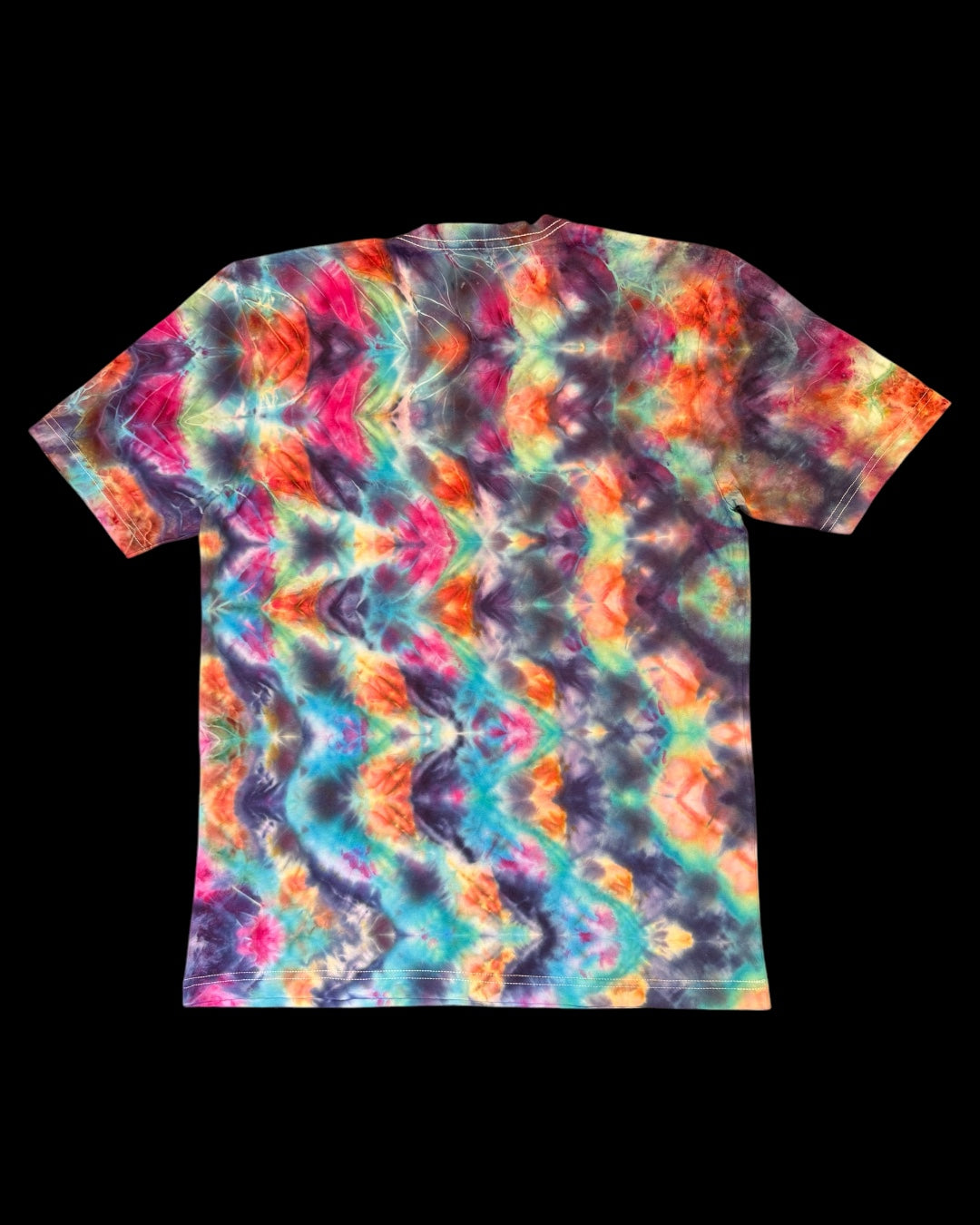 M - spacey ice dyed cosmic glitch vee
