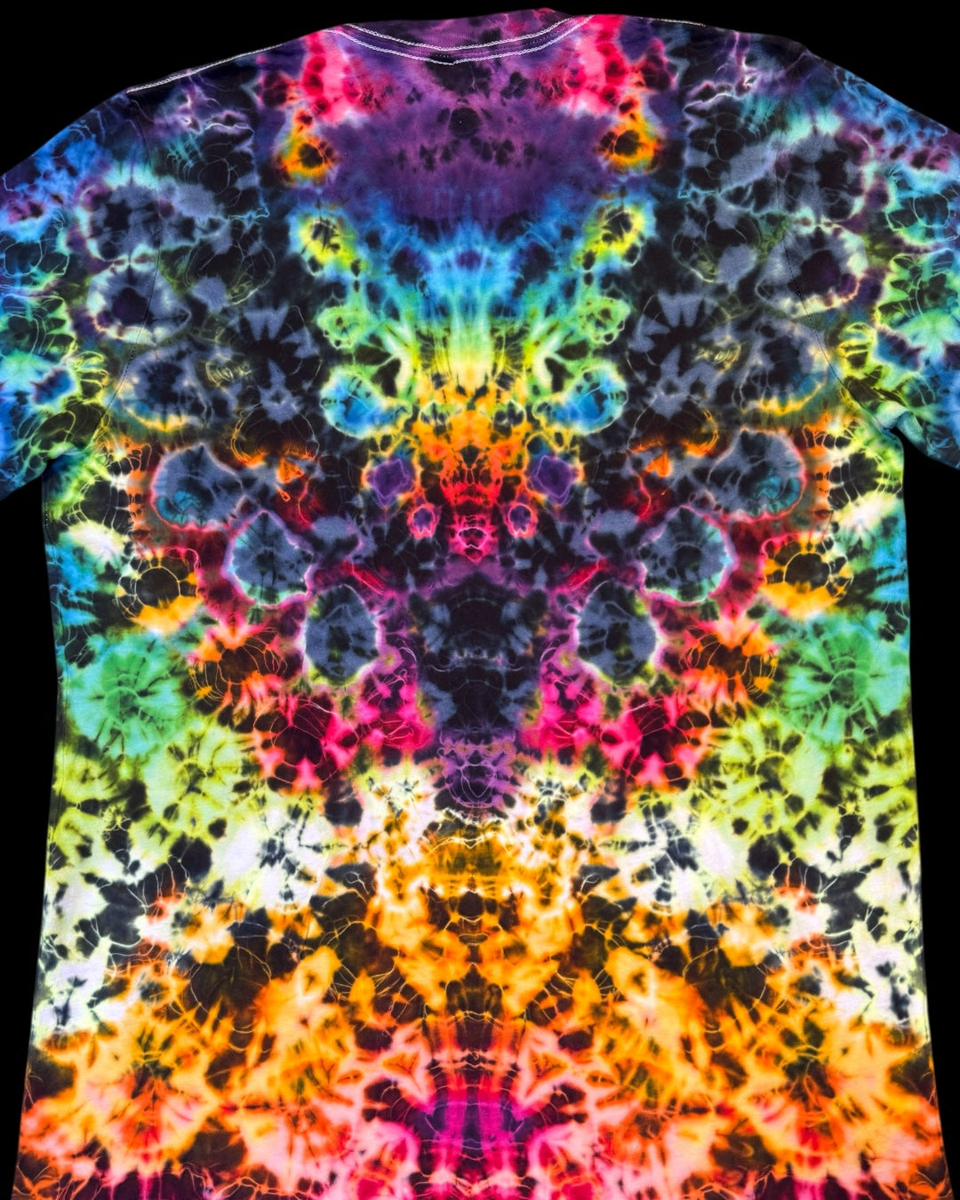 M - cosmic rainbow kenney style tee