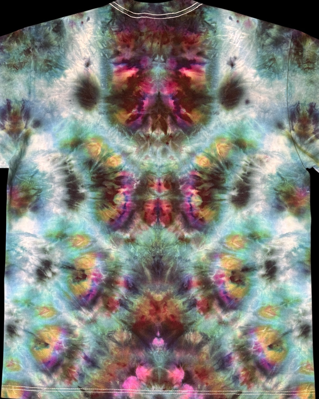 XL - ice dyed cosmic roll medallion tee