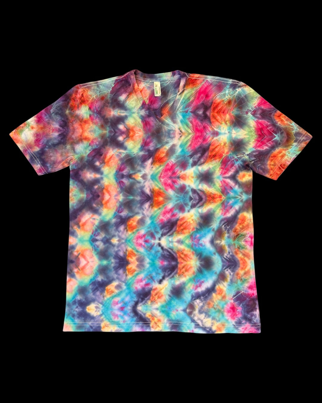 M - spacey ice dyed cosmic glitch vee