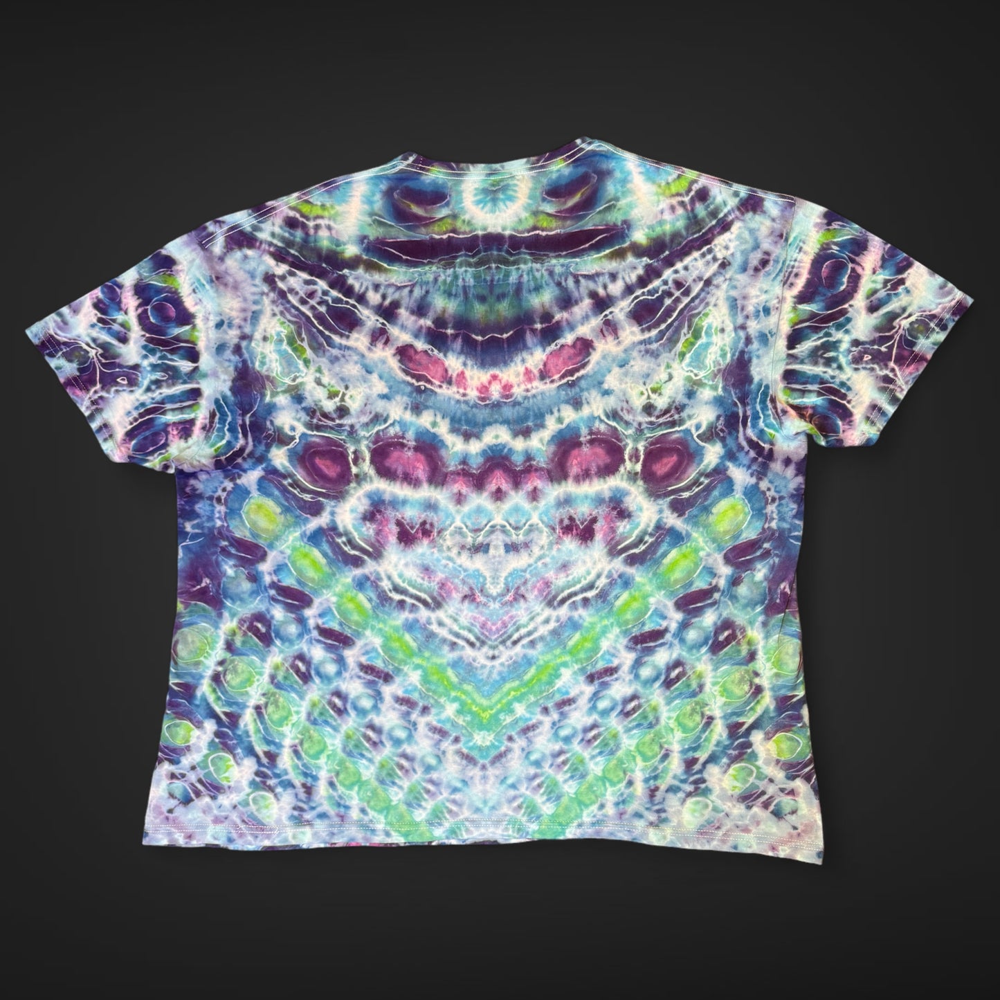 XXXL - all over cosmic egg tee