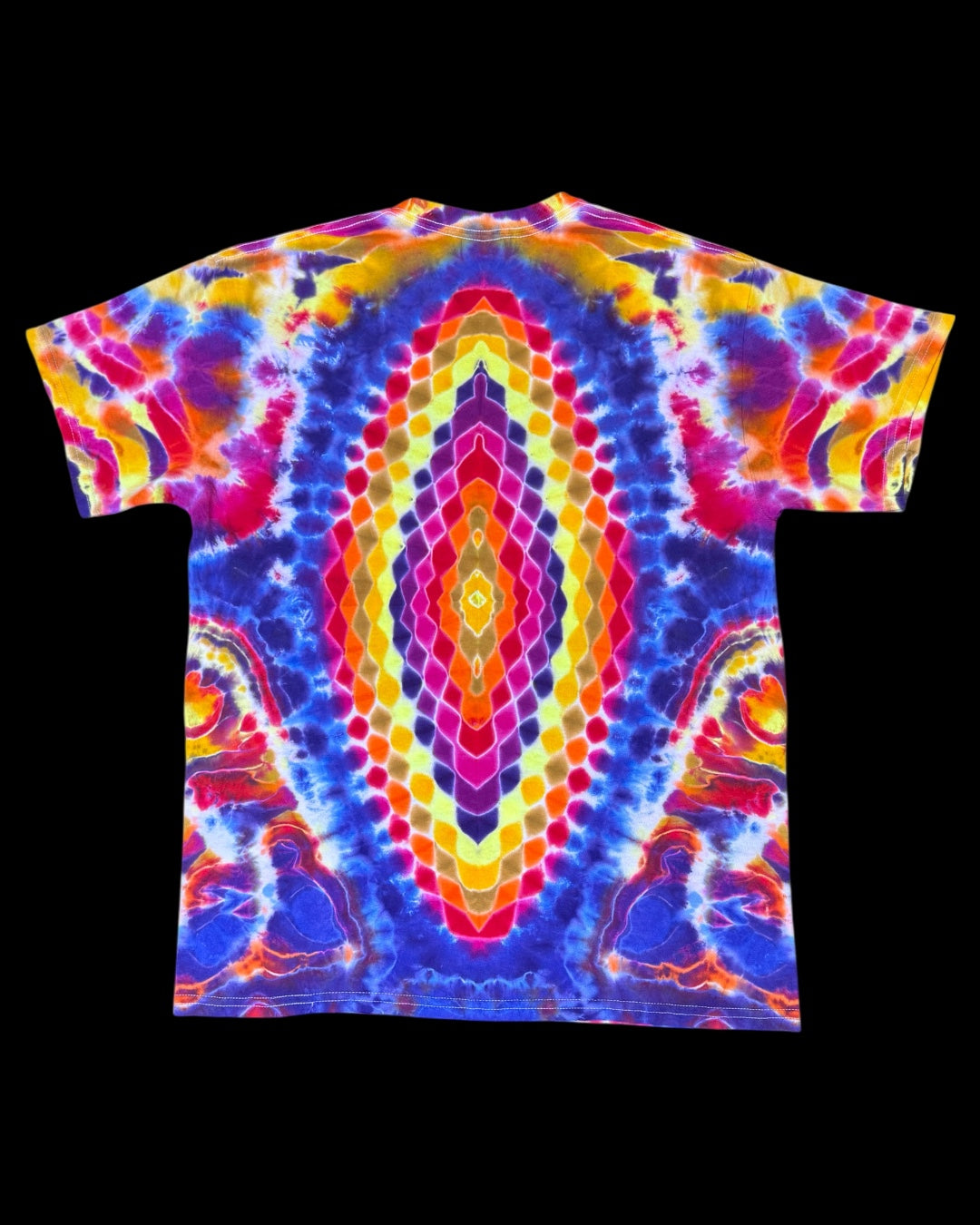 L - heartdala cosmic roll ovaldala combo tee