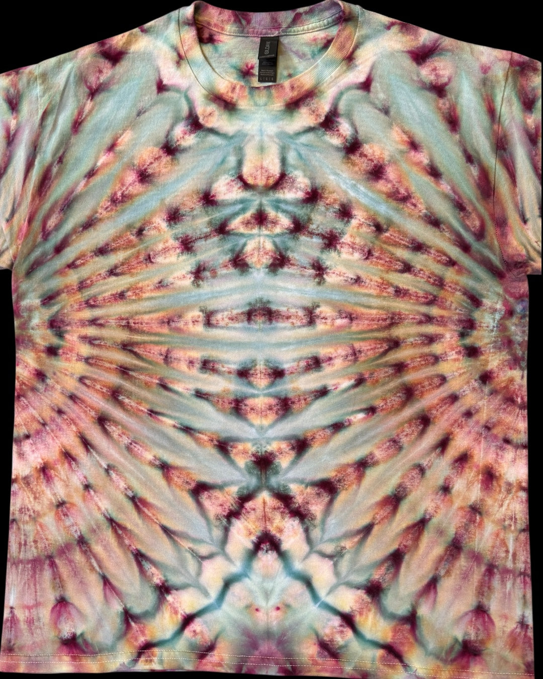 L - ice dyed black opal northern lights mirrored fan fold tee