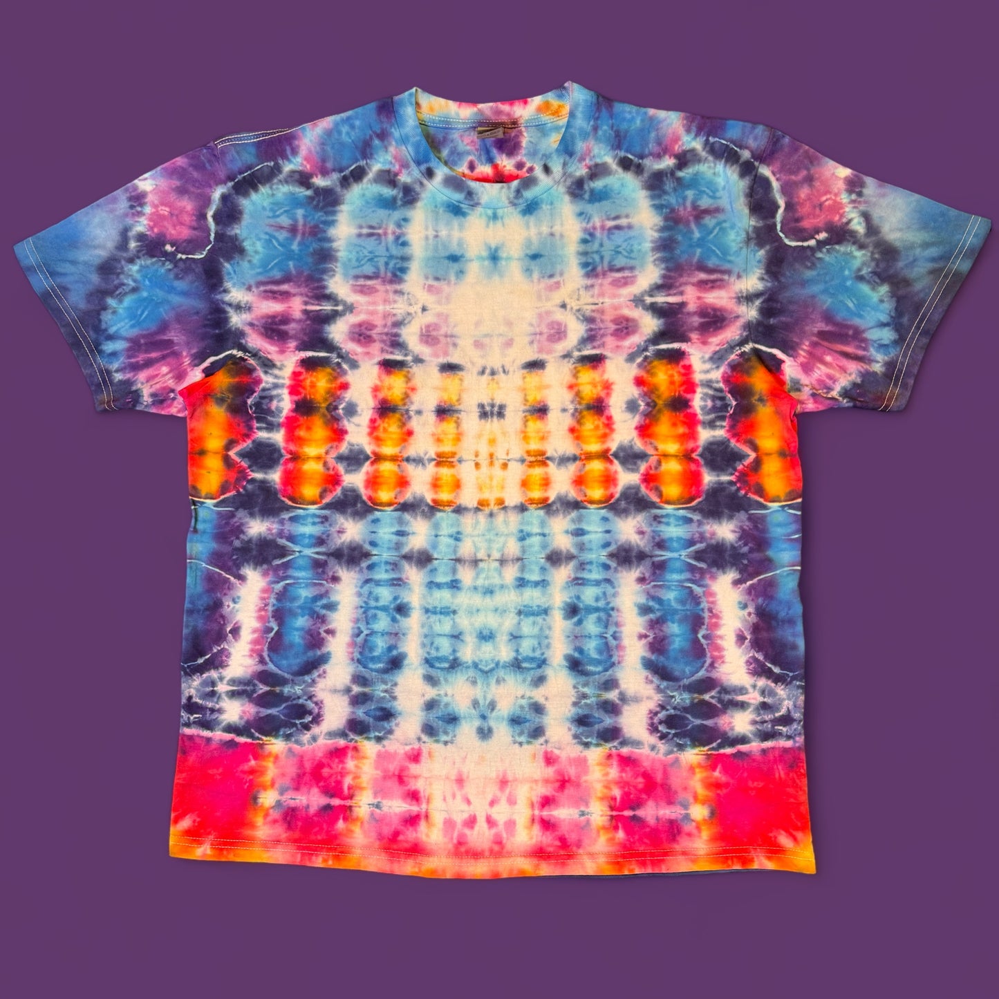 XL - glitchy cosmic egg tee