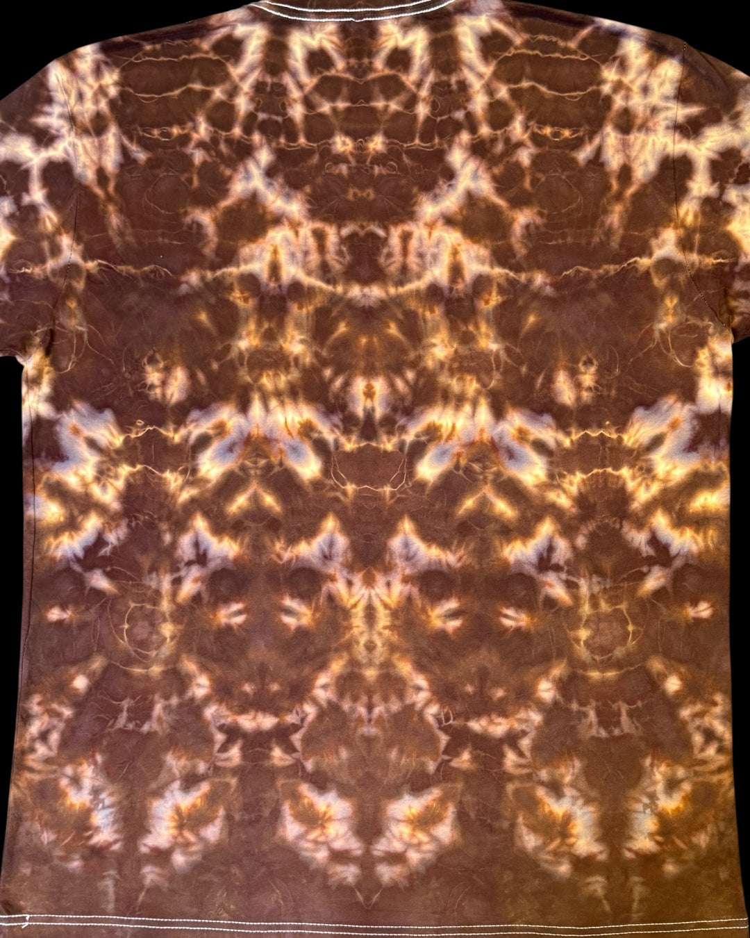 XL - liquid dyed oval-dala tee