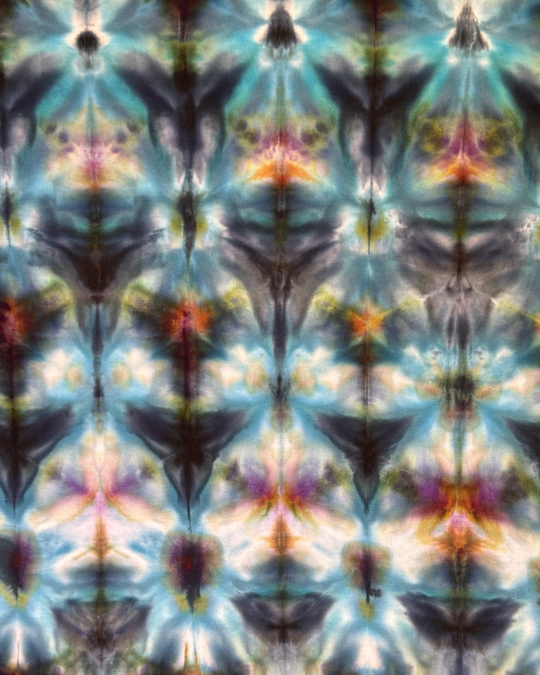 XL - ice dyed avalon alchemist sekka shibori tee