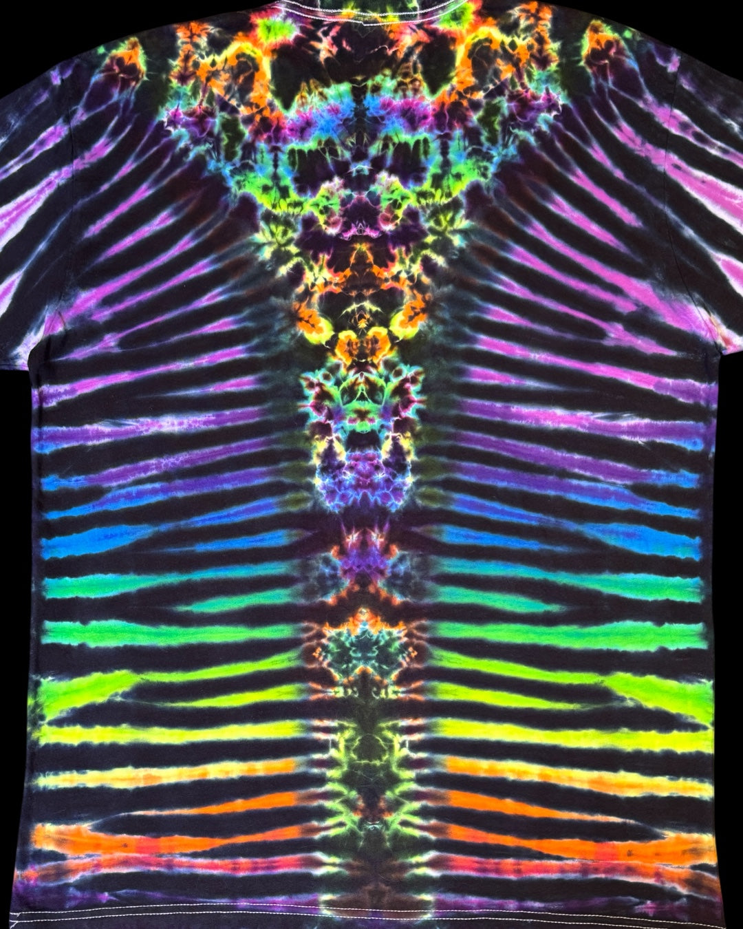 XL - rainbow kenney zipper tee