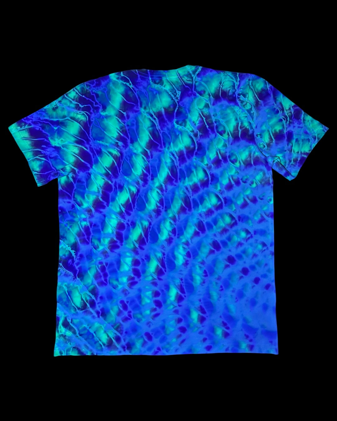 L - glowing cosmic roll tee