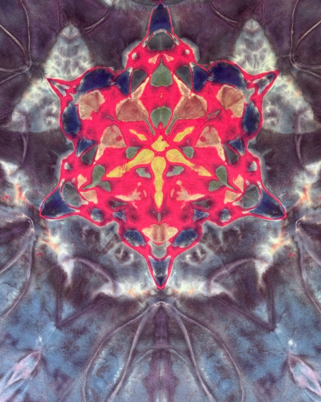 XL - red reverse dyed hexdala tee