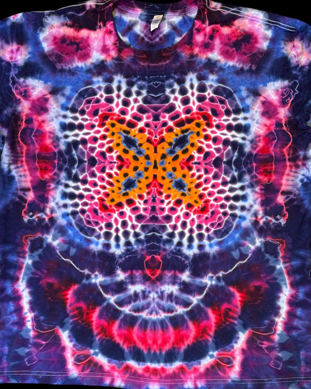 XL - lots of dala long sleeve tee