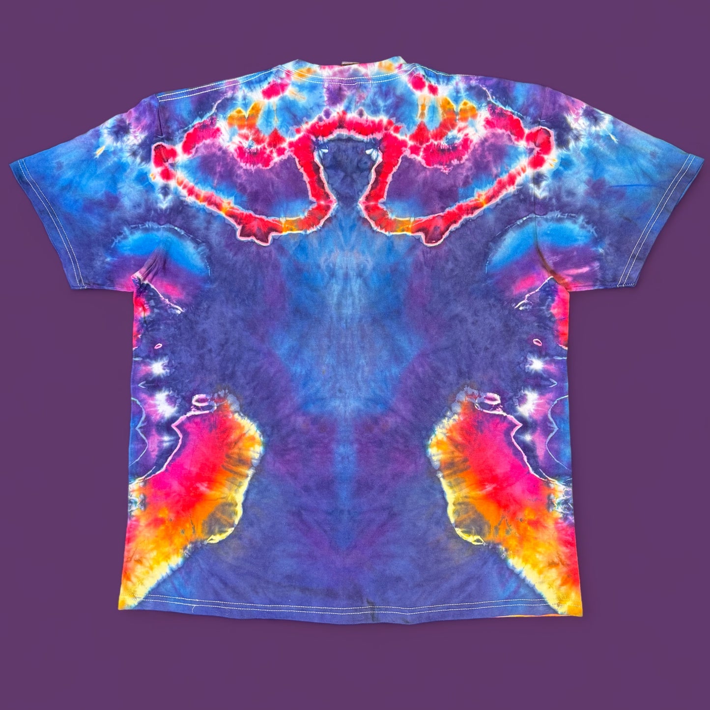 XL - glitchy cosmic egg tee