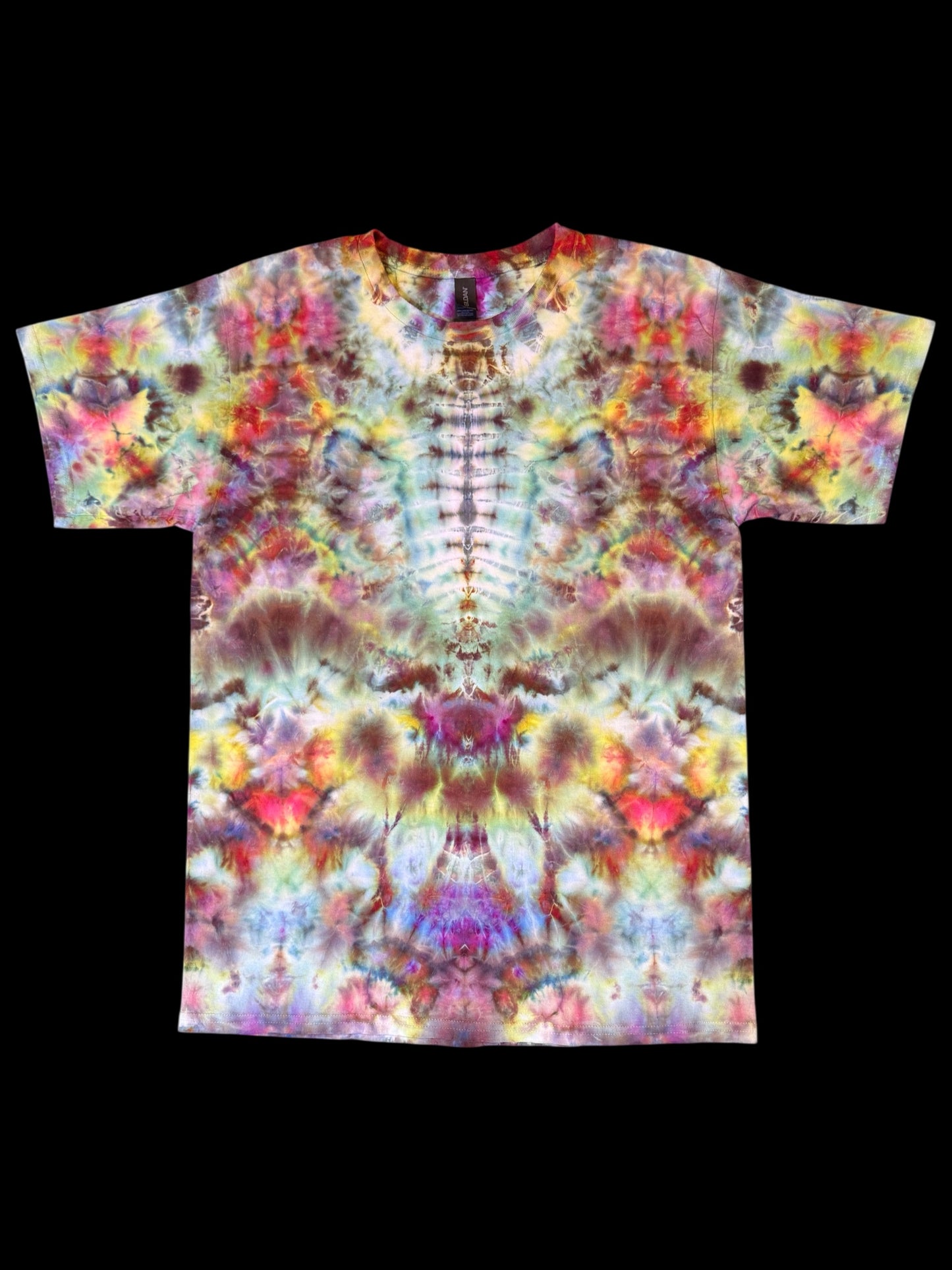 L - ice dyed medallion trip style tee