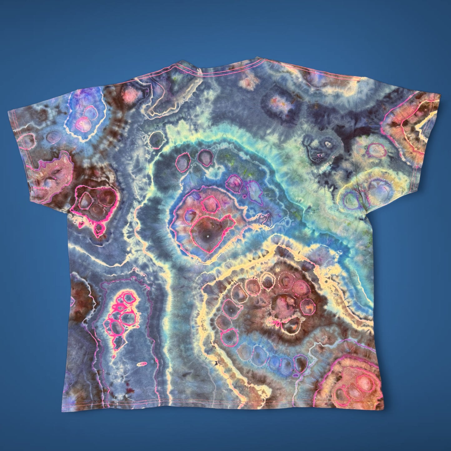 XXL - pink reverse dyed nautical nautilus geode tee