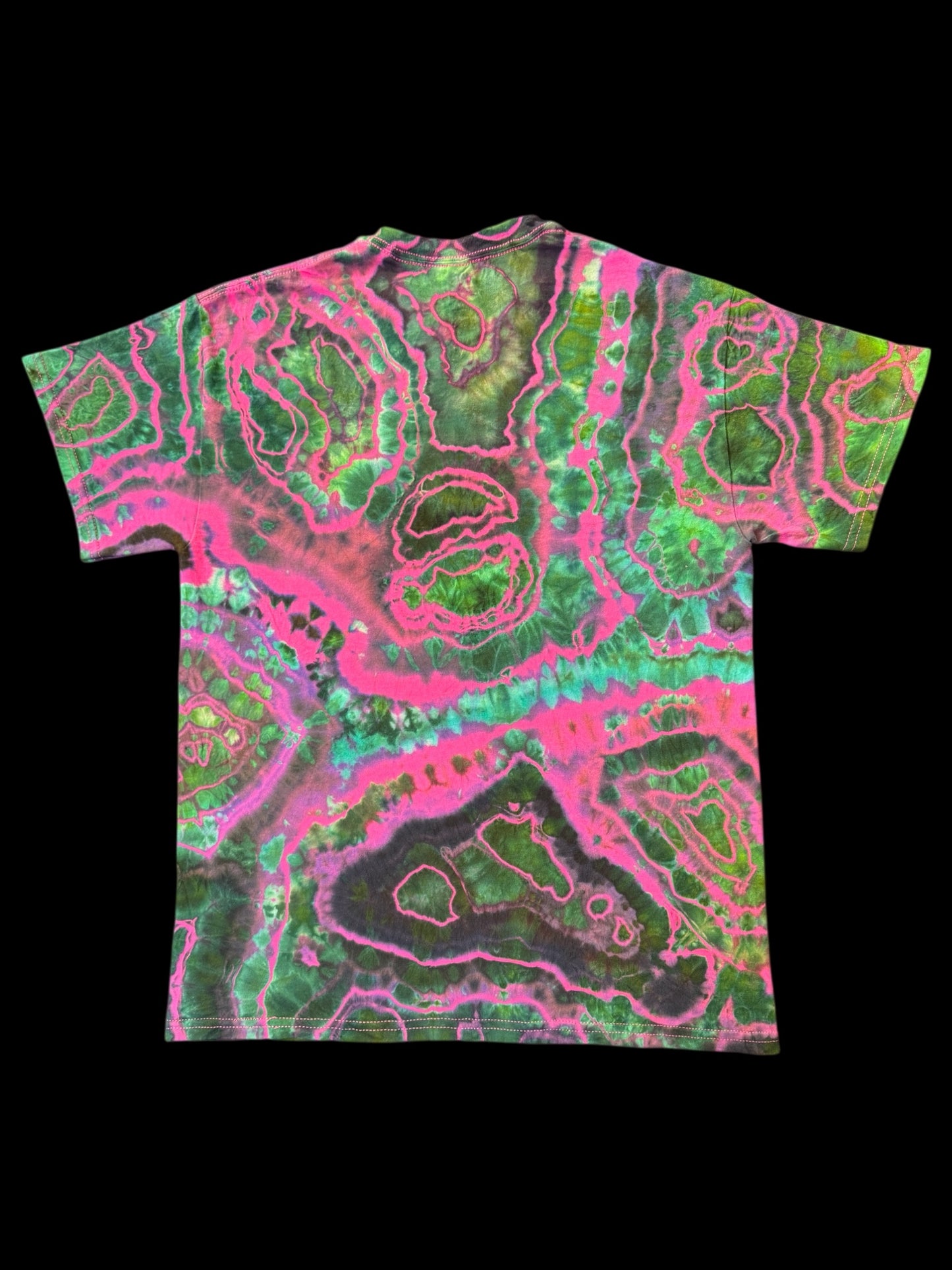 M - pink reverse dyed green geode tee