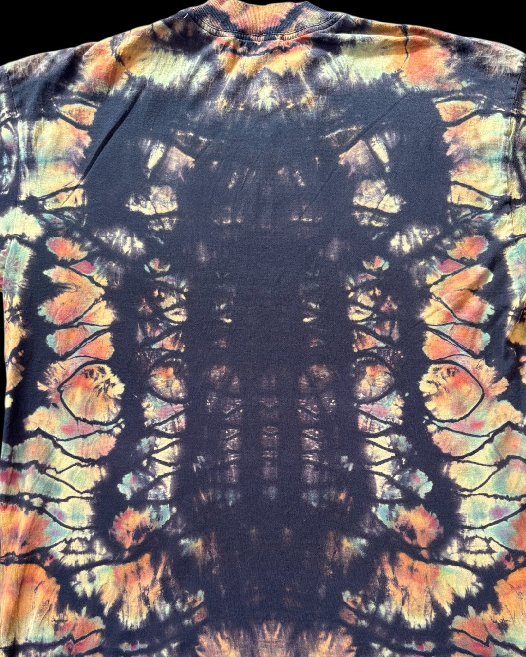 L - reversed ice dyed vintage Hermès tee