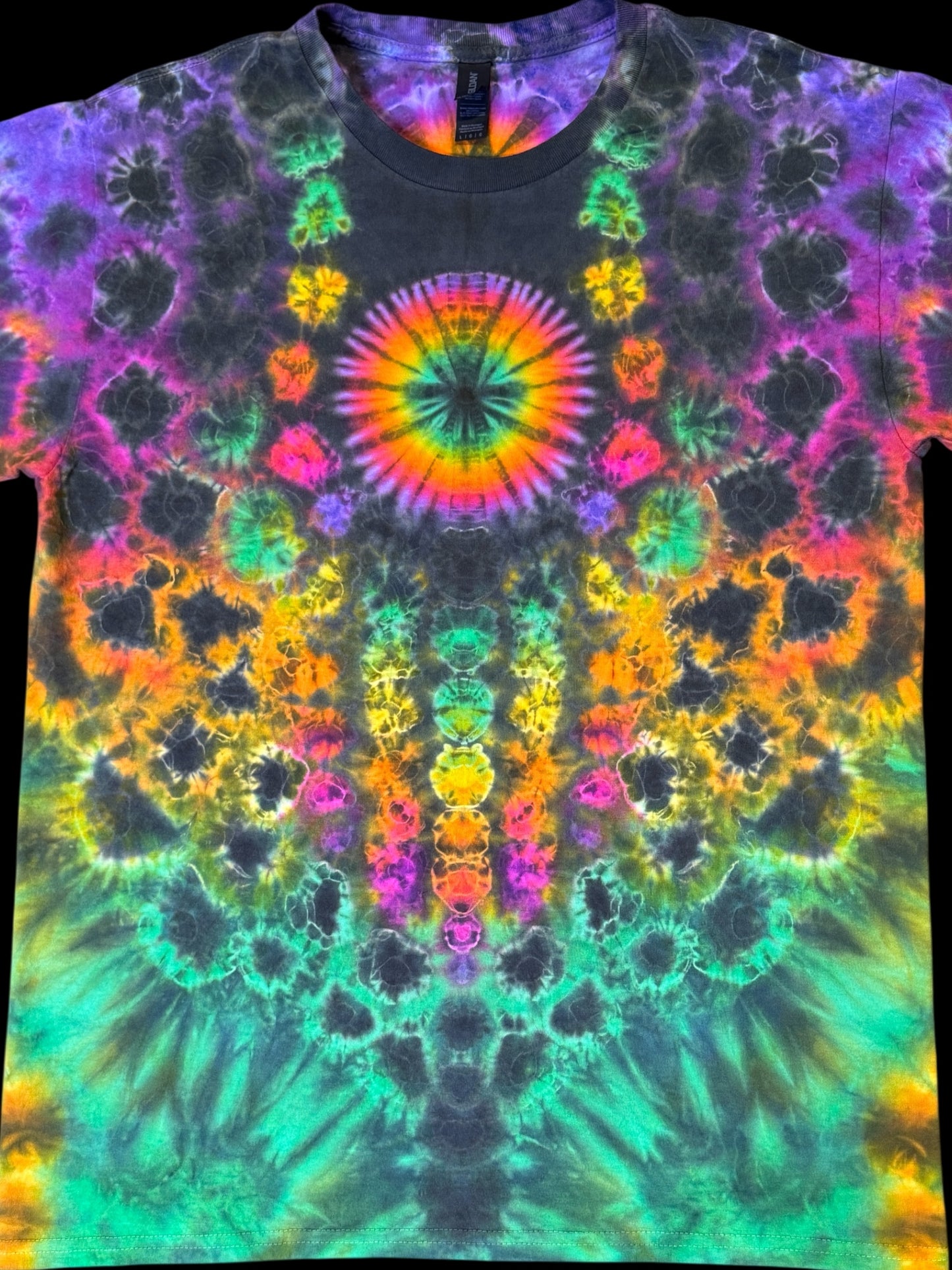 L - olive rainbows kenney style tee
