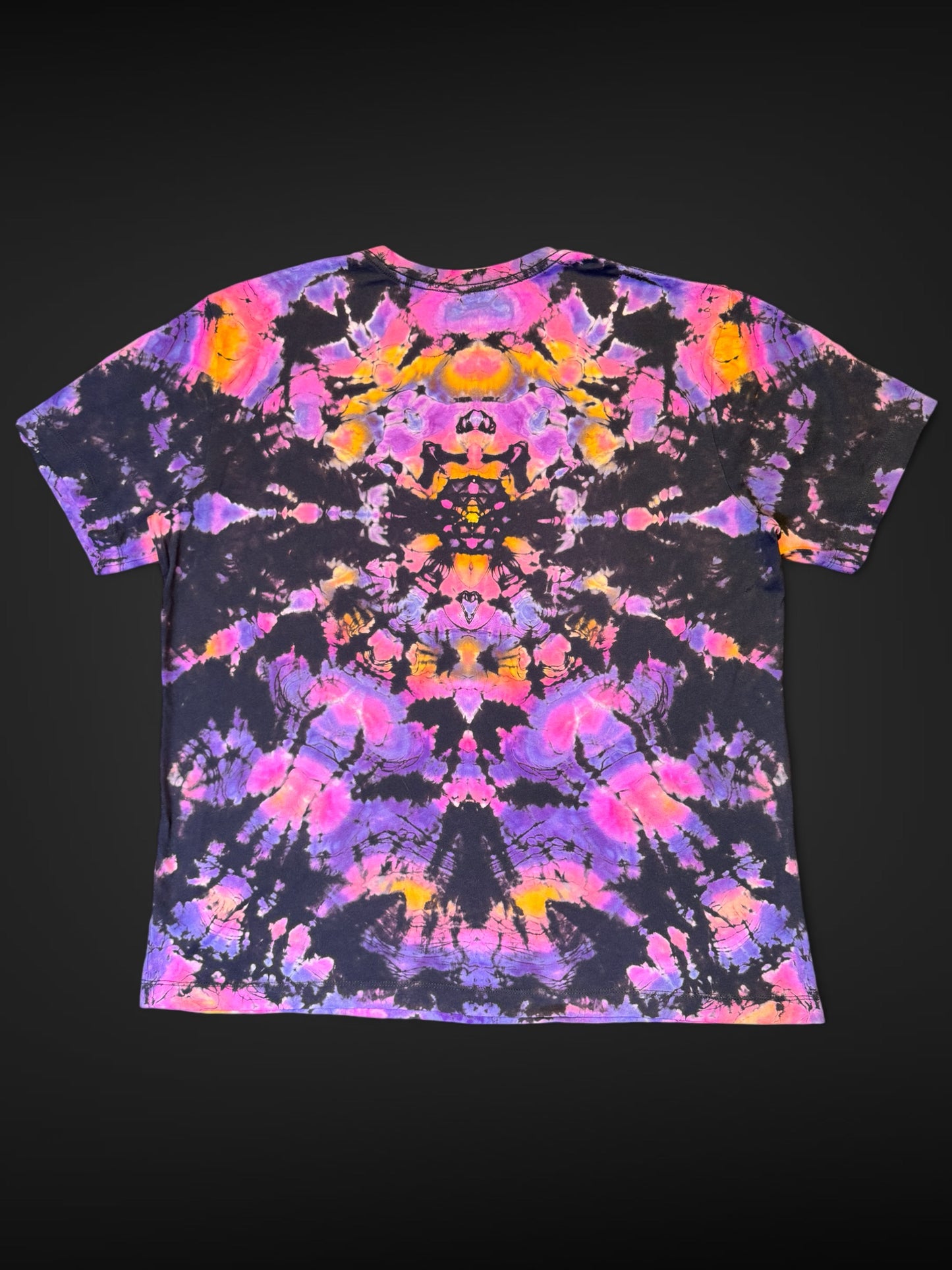 L - reverse dyed kenney-dala tee