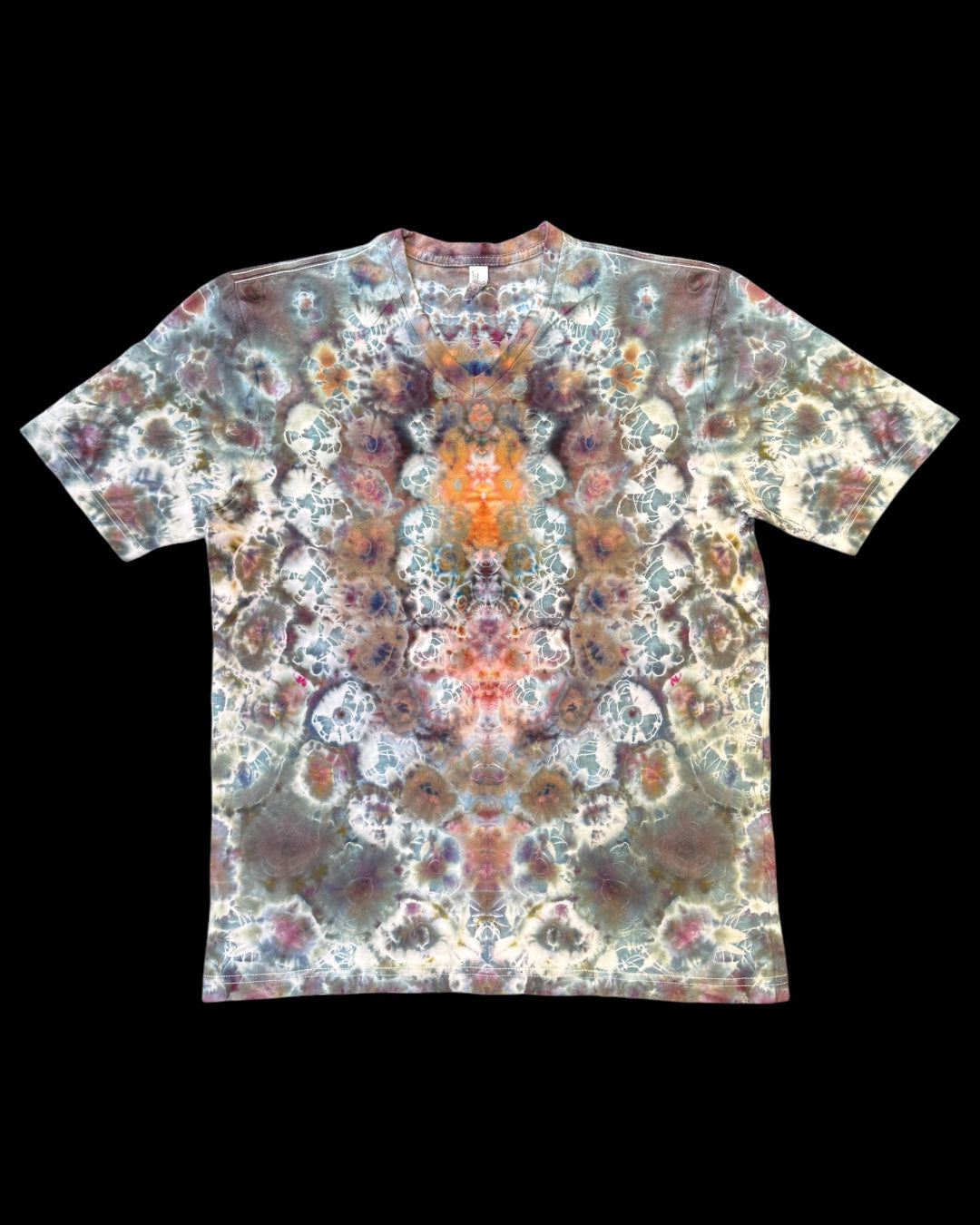 M - ice dyed earth toned kenney style vee neck tee