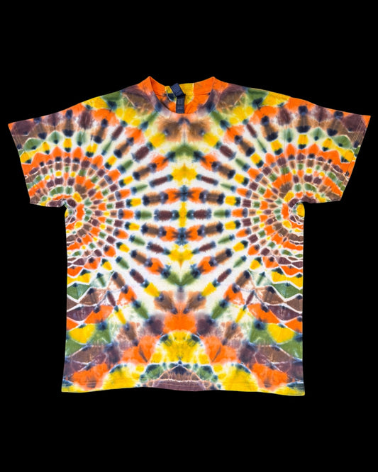 L - a very brady mirrored mandala tee