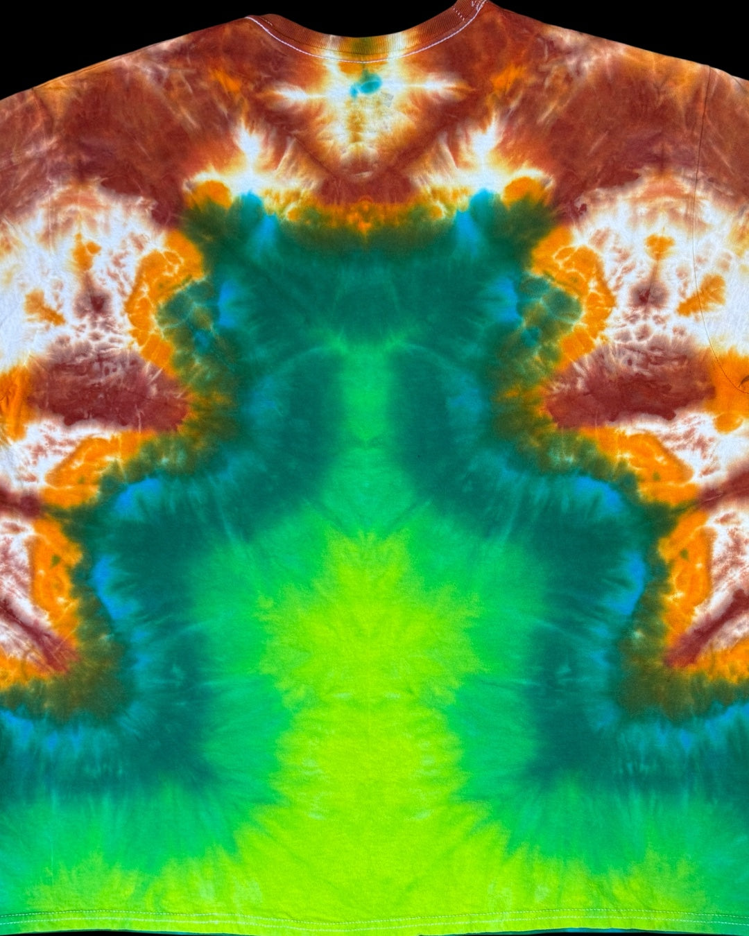 XXL - experimental color mandala tee