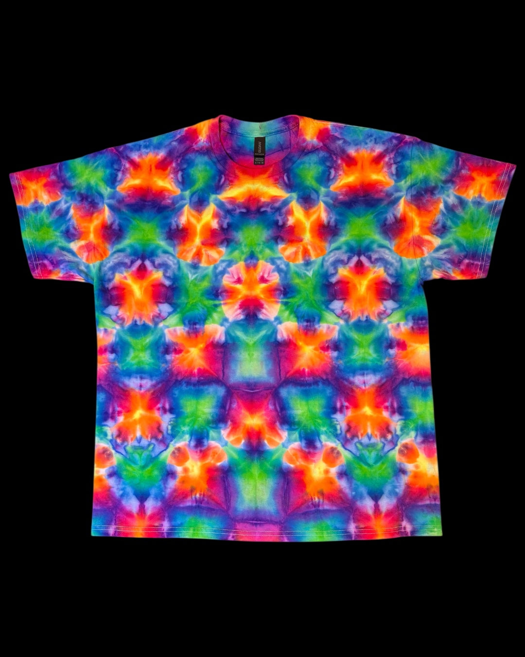XL - rainbow experimental shibori tee