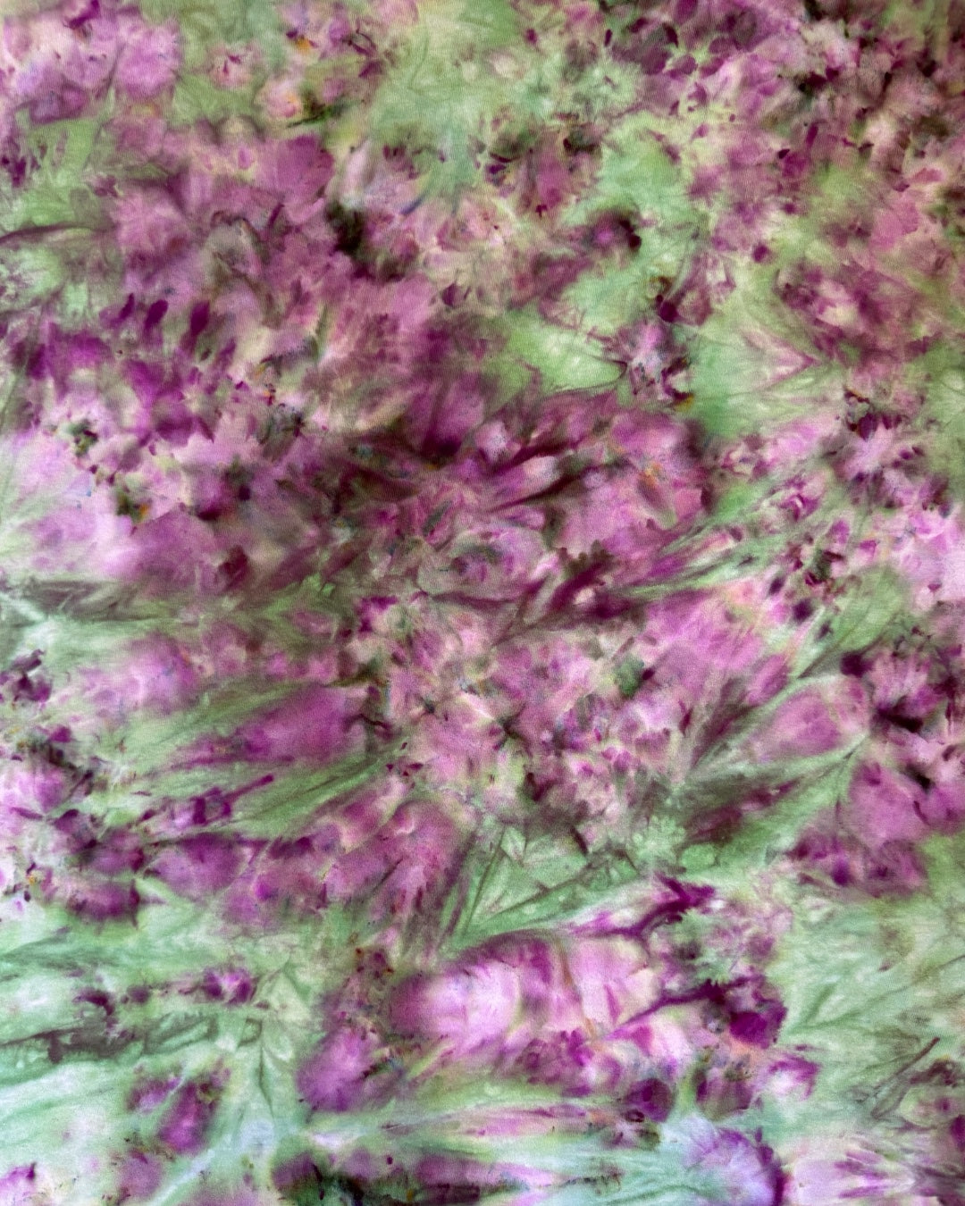 XXL - bubble ice dyed wild garden scrunch tee