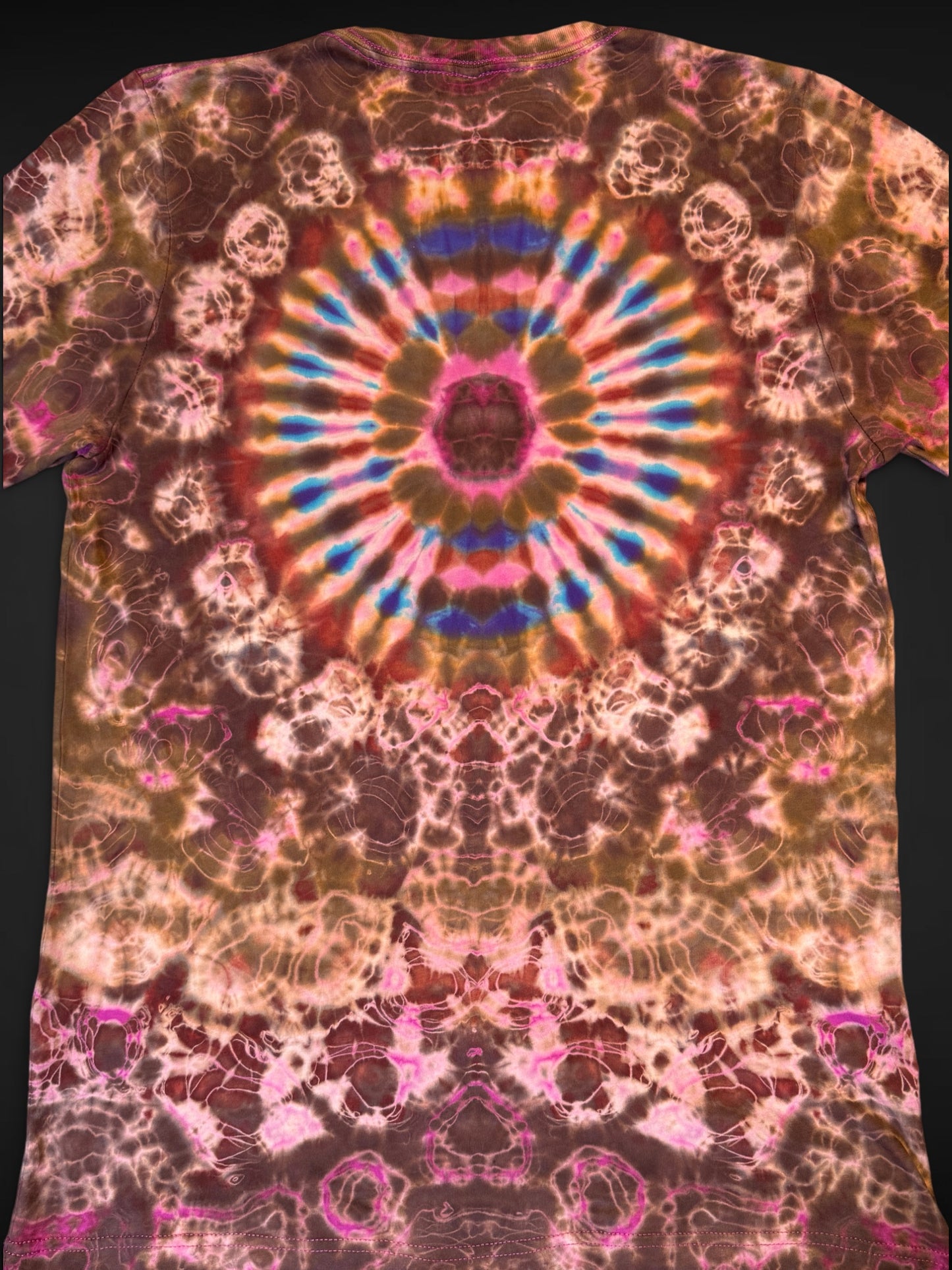 M - pink reverse dyed earthy kenney style tee