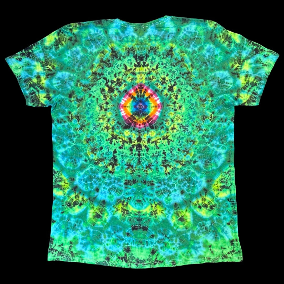 XL - green kenney style tee with rainbow medallion