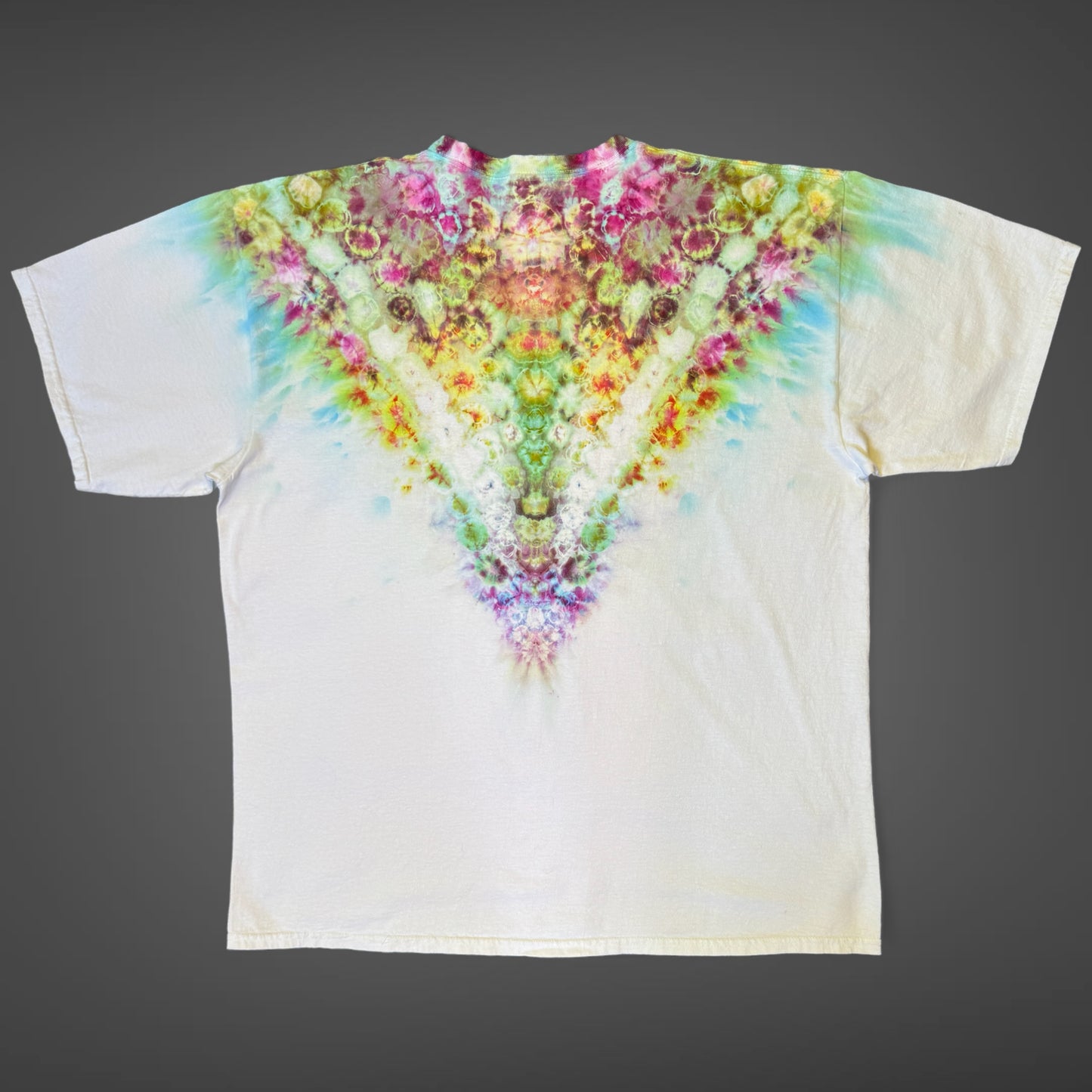 XXL - ice dyed kenney style tee