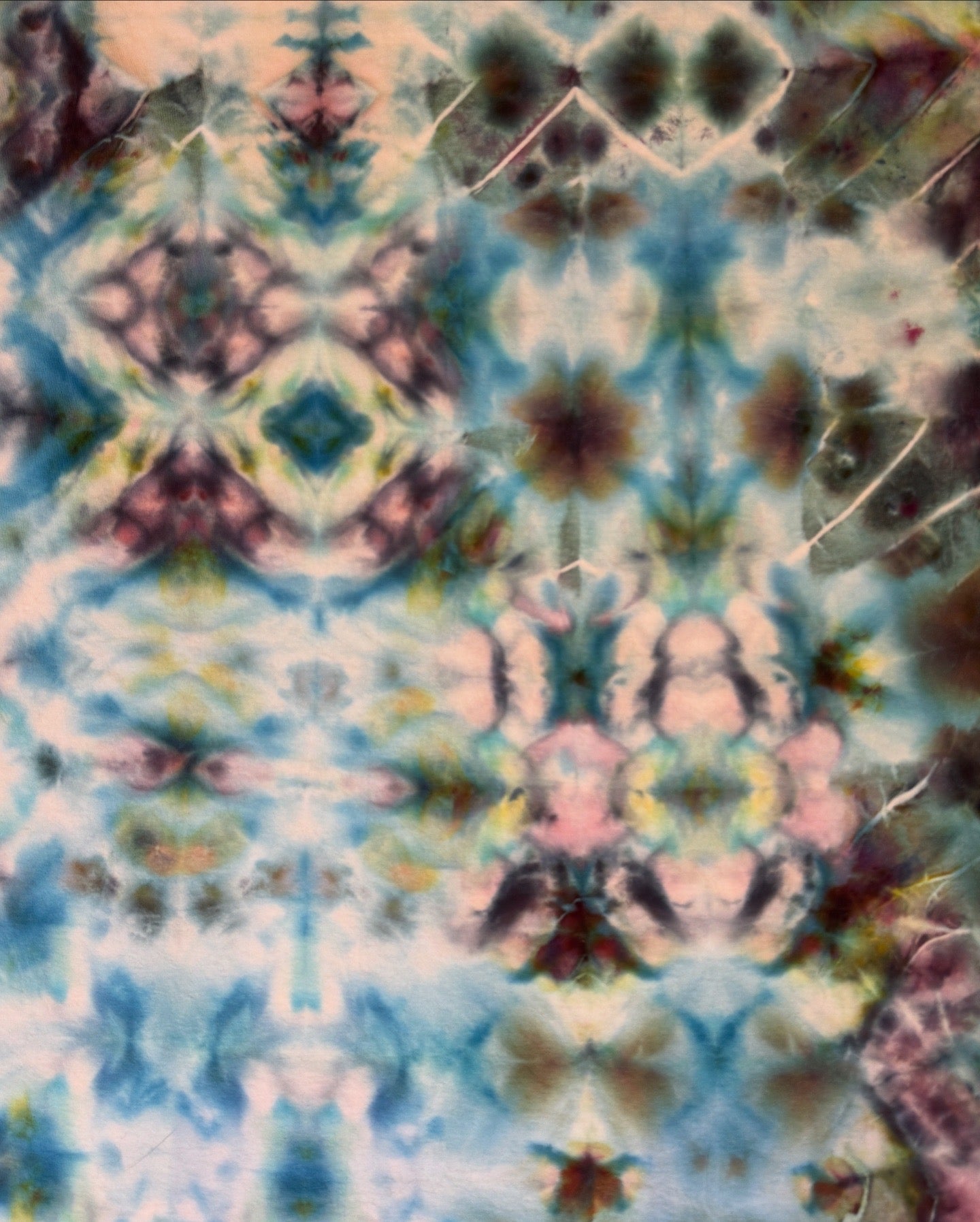 XXL - ice dyed glitchy glitch tee