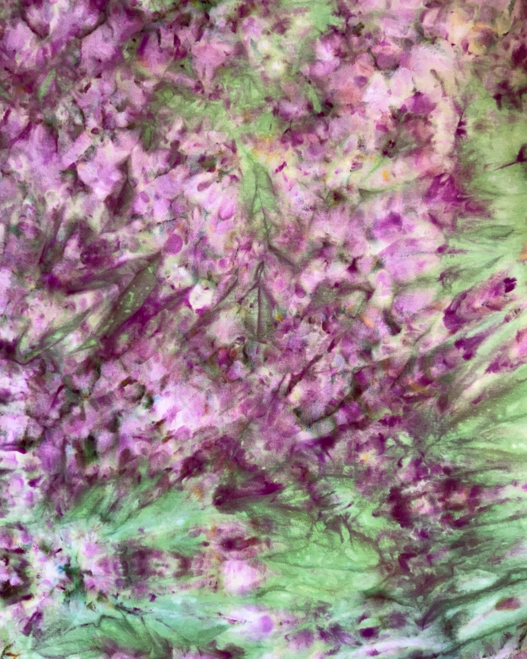 XXL - bubble ice dyed wild garden scrunch tee