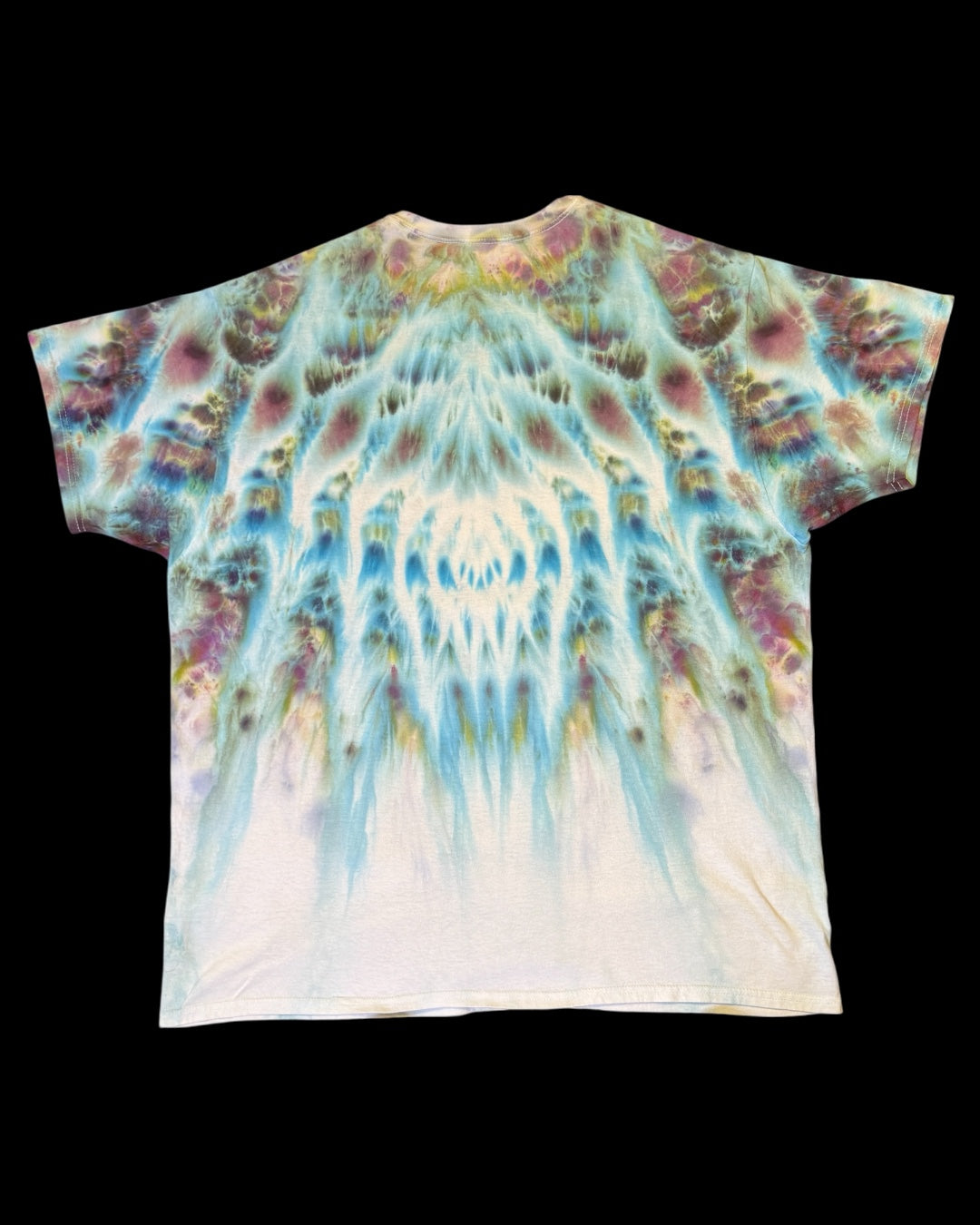 XXL - iced and gravity dyed cosmic rolled tee