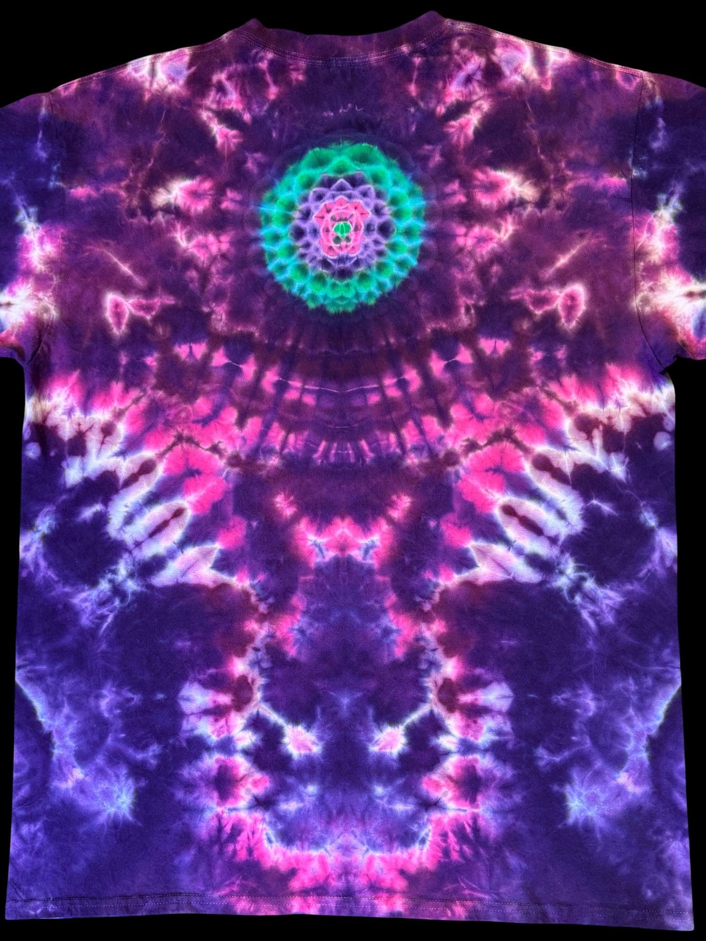 XL - green super mandala mini mandala tee