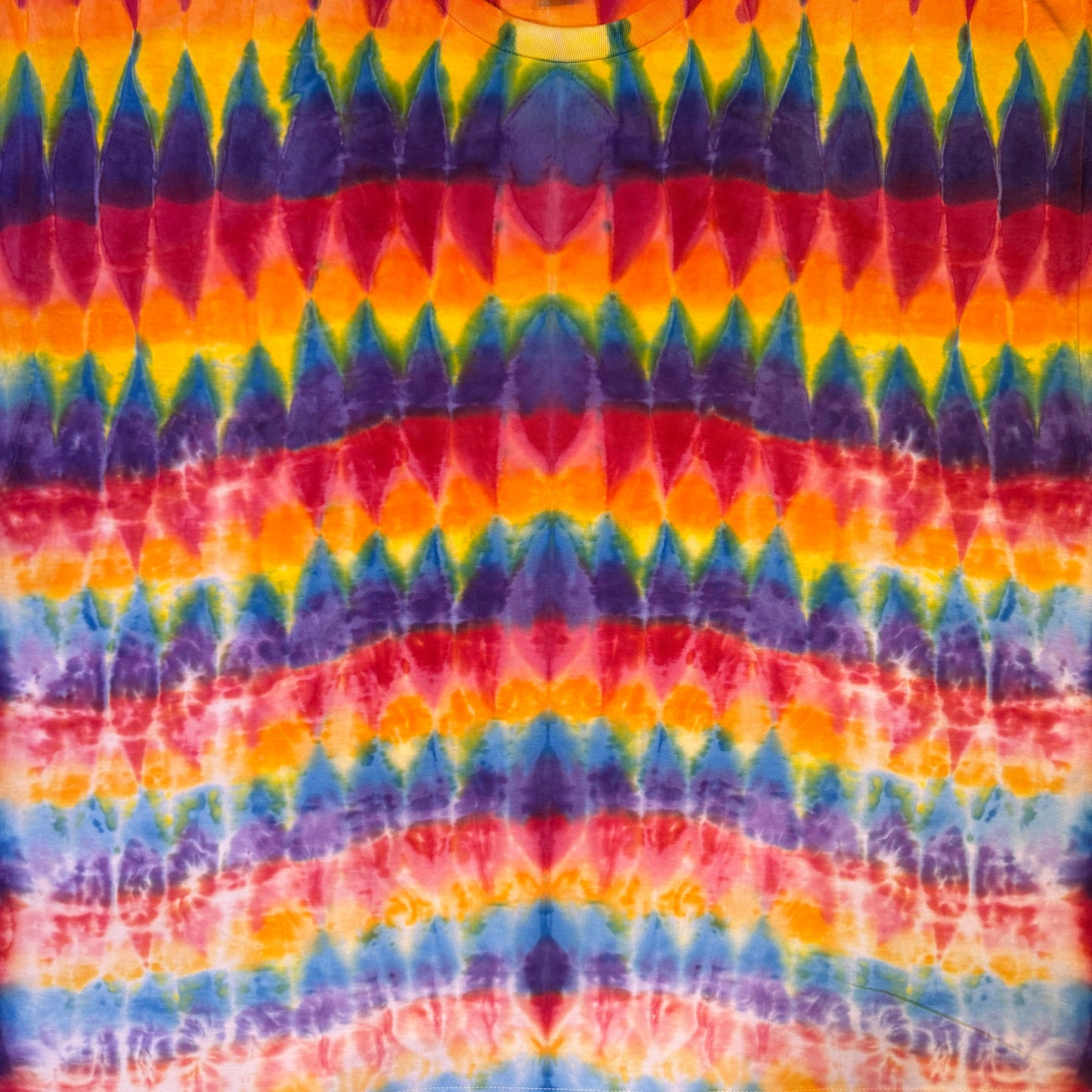 XXXL - rainbow arashi shibori tee