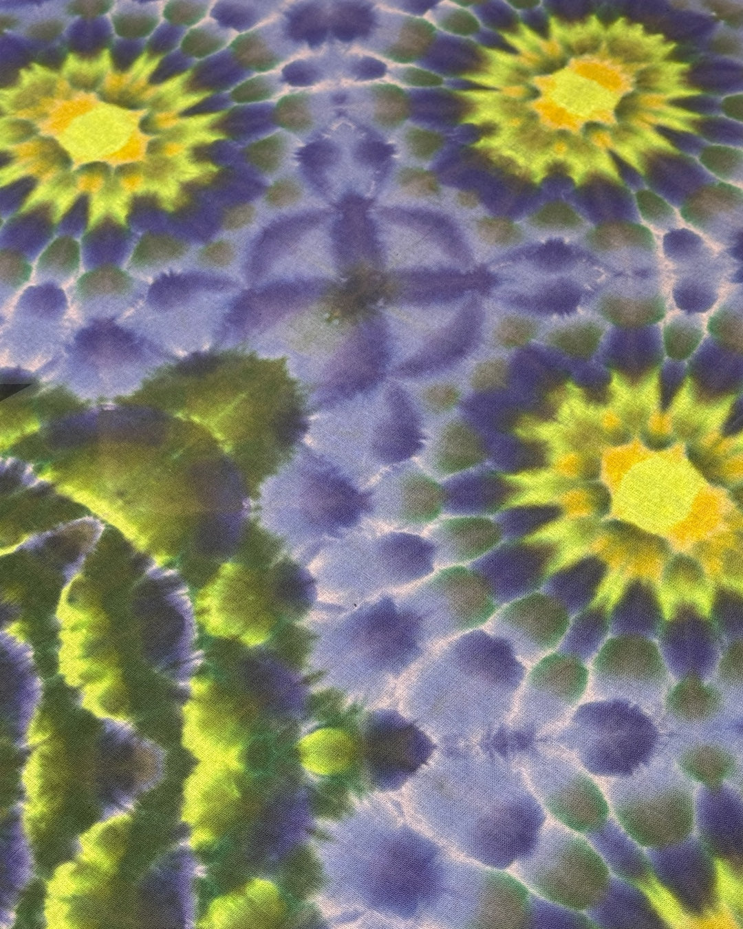 ice dyed UV reactive funky style mandala