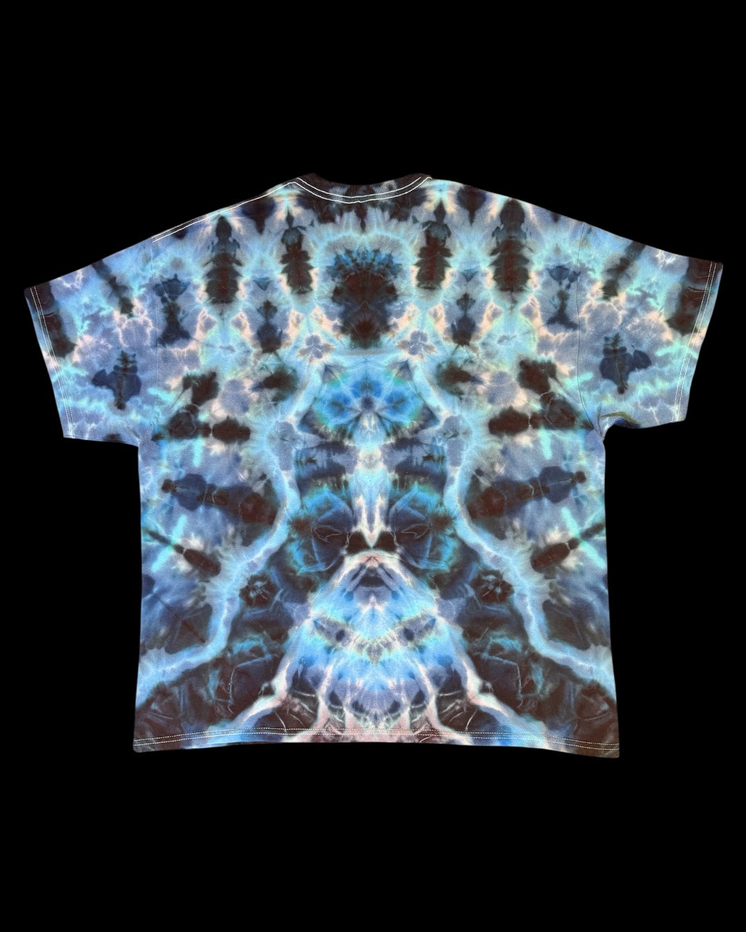 XXL - front to back blue-dala tee