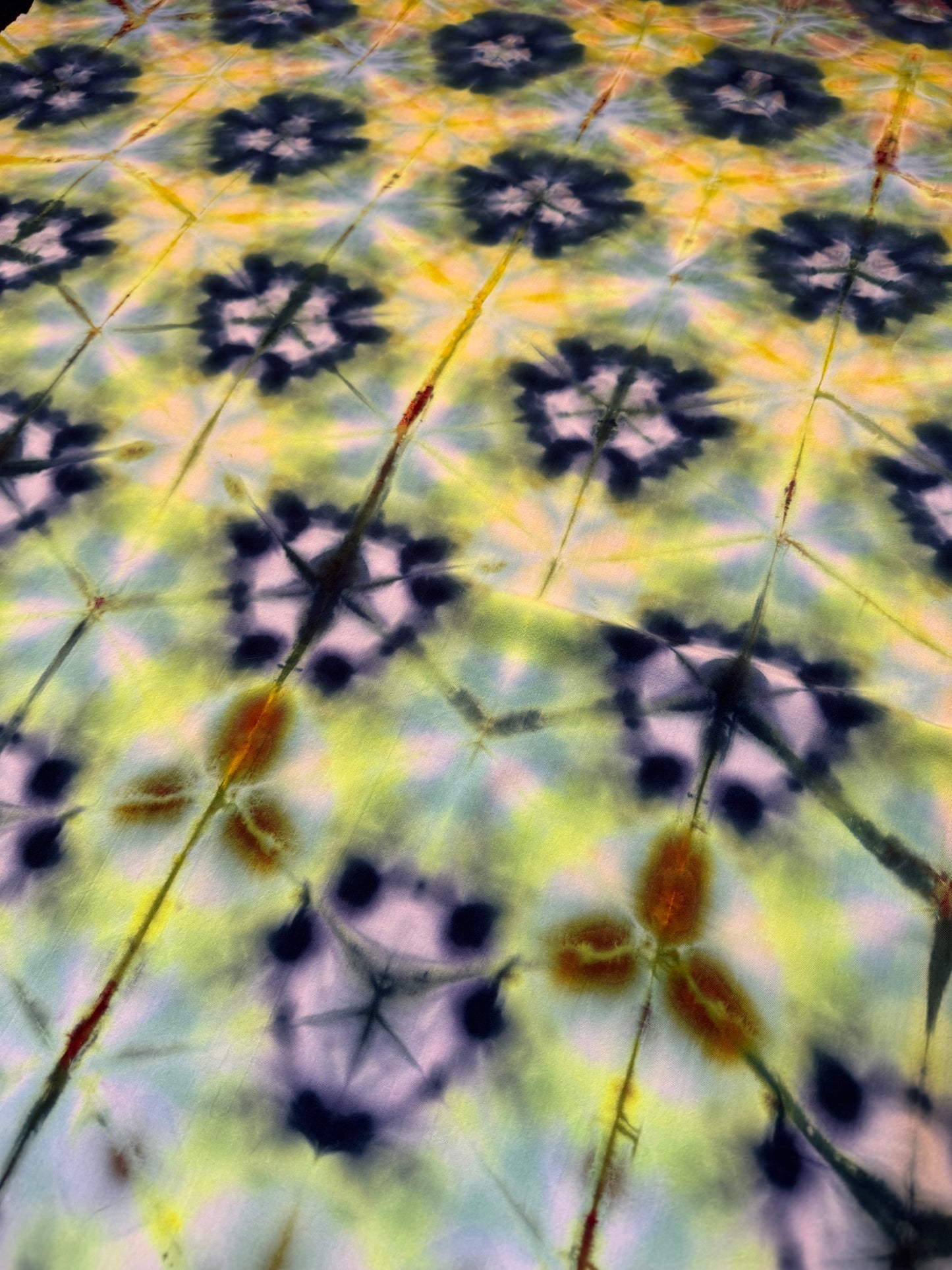 UV reactive navy/lime snow flower shibori large sized tapestry