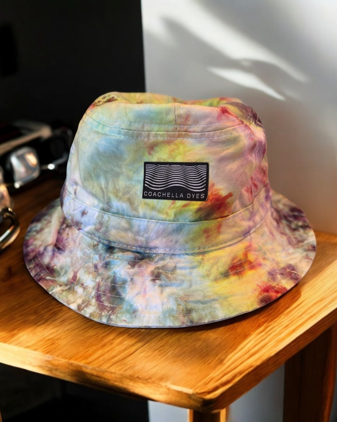 ice dyed bucket hat - alchemist/tangerine