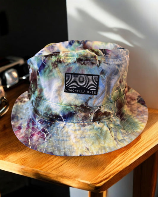 ice dyed bucket hat - kaleidoscope eyes/periwinkle